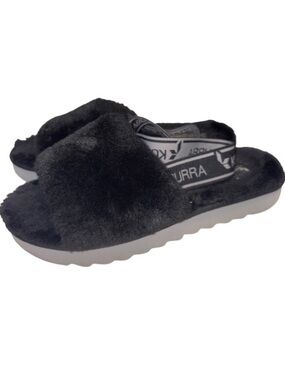 black Koolaburra by UGG Fuzz'n II faux-fur sandals 8 women’s